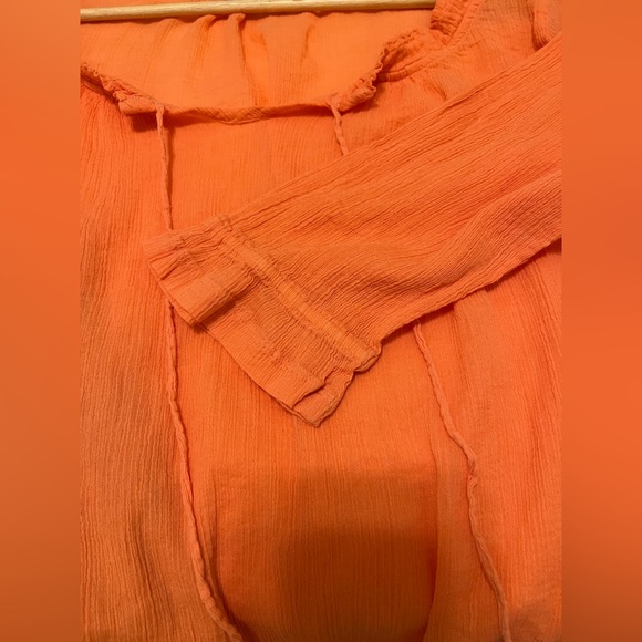 CRUEL GIRL ELASTIC NECK TOP - Picture 4 of 5